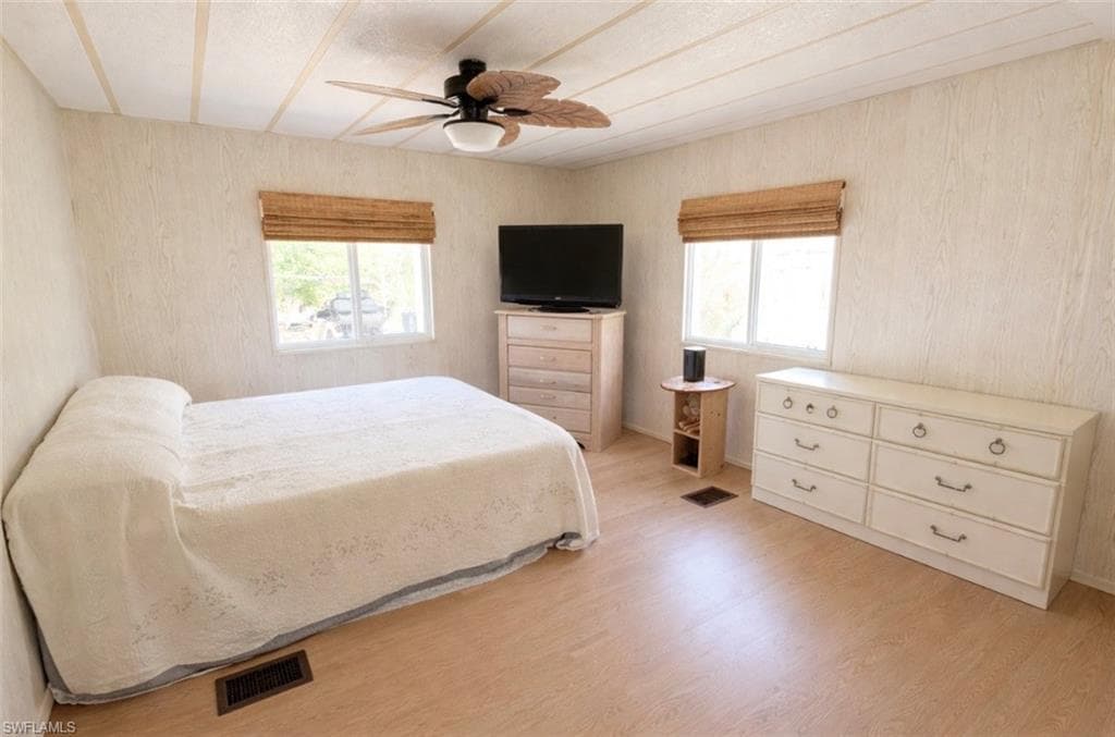 26110 Princess LN-14