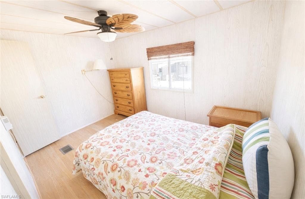 26110 Princess LN-8