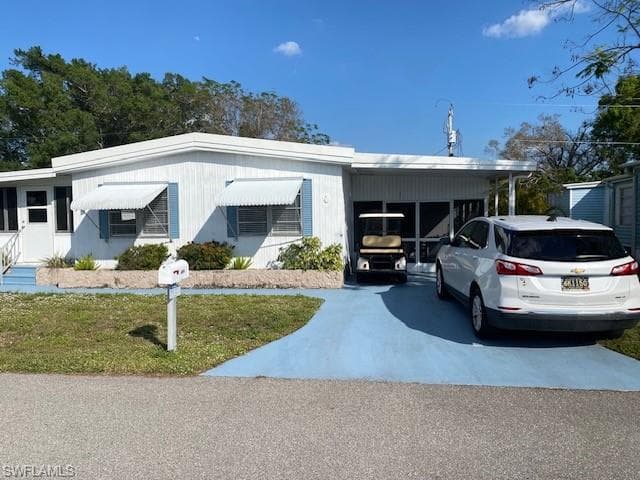 2738 Indianwood DR-2