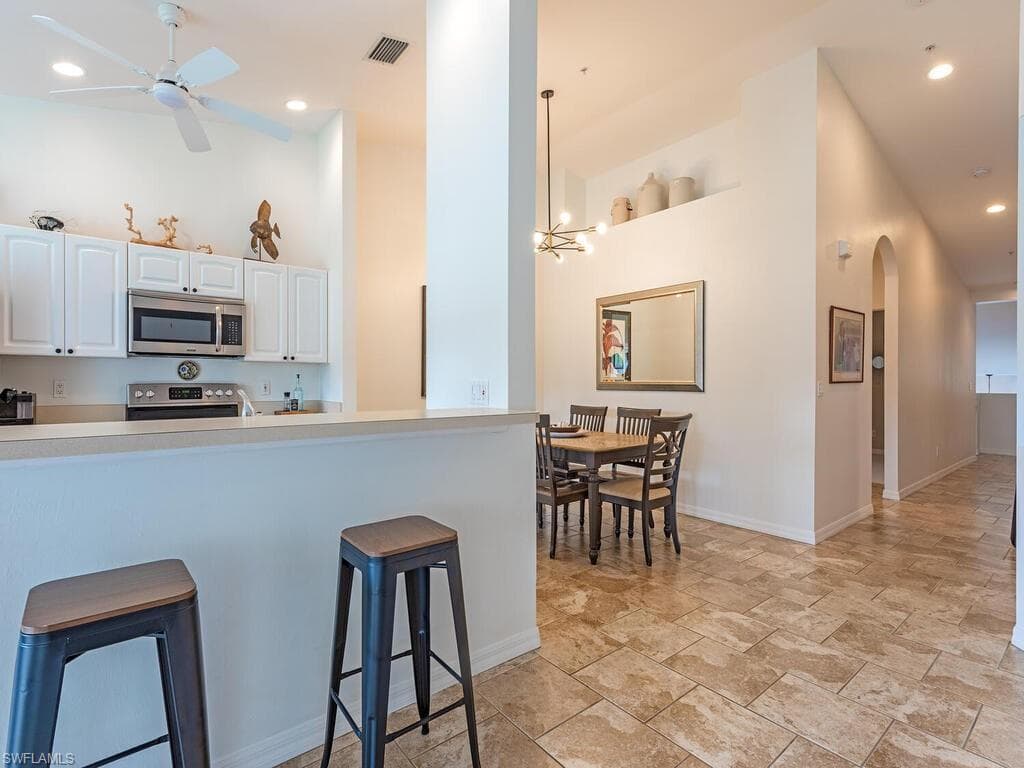 2880 Cypress Trace CIR 202-5