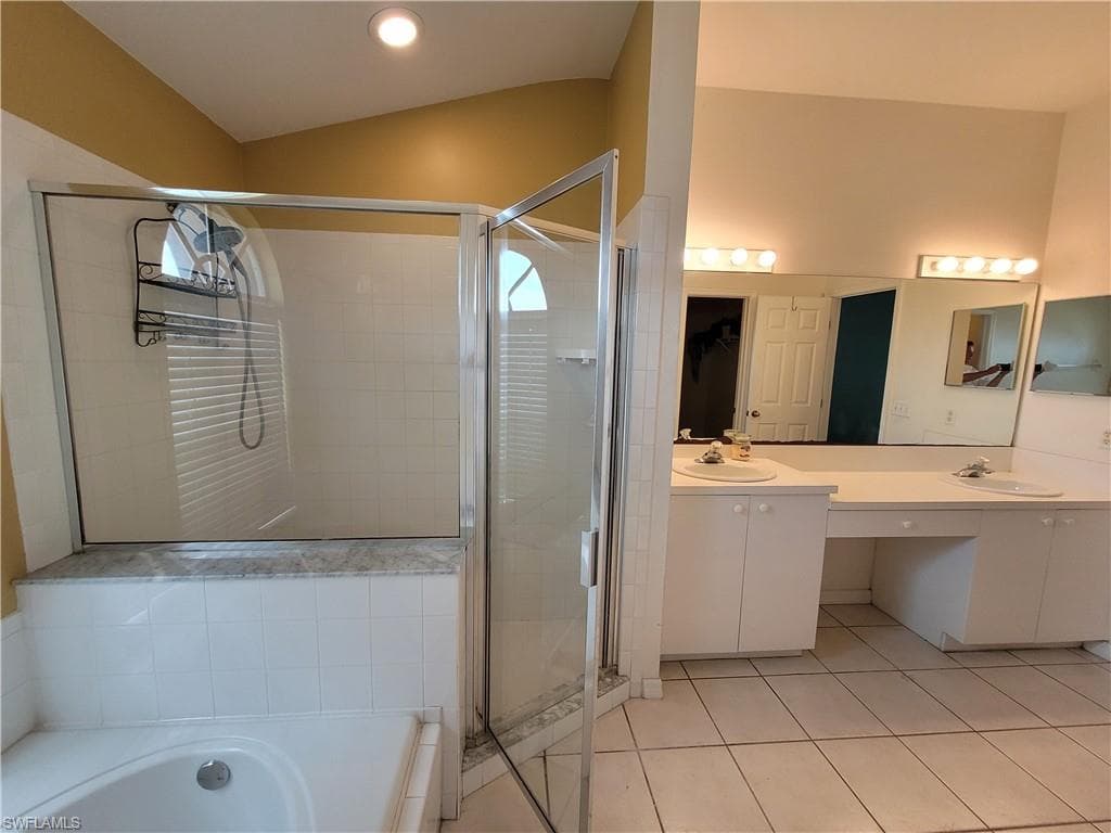 4409 Varsity Lakes DR-22