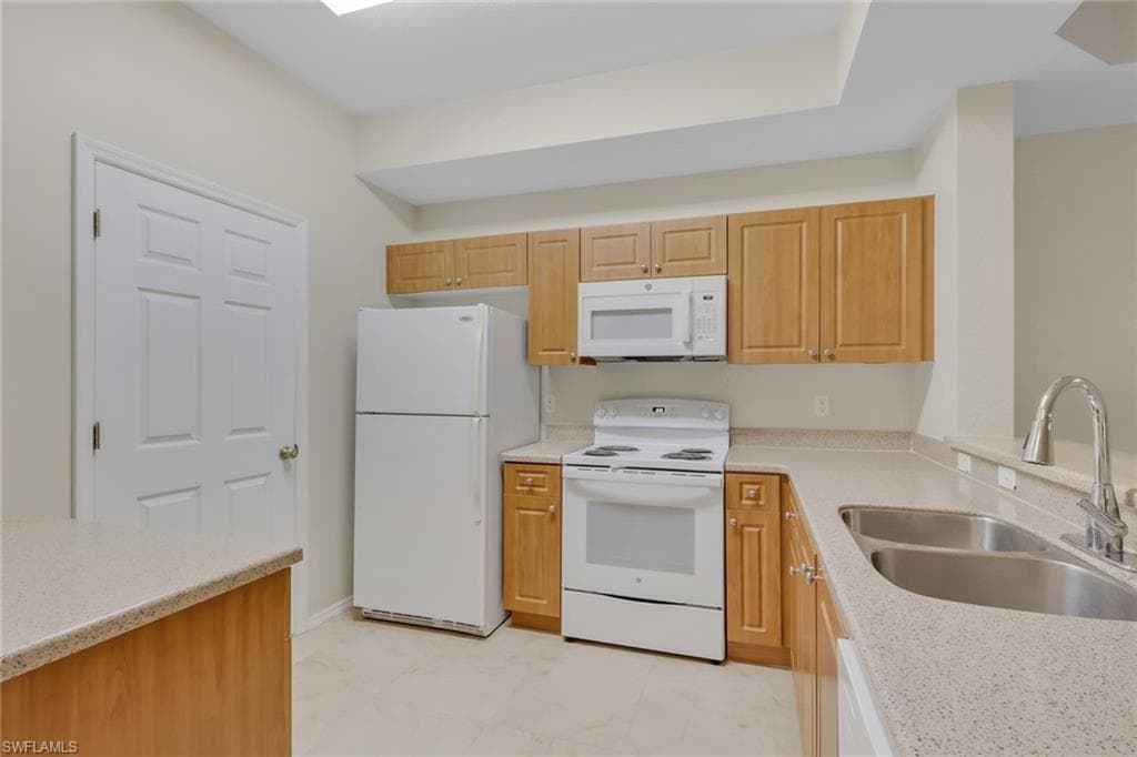 9025 Colby DR 2111-4