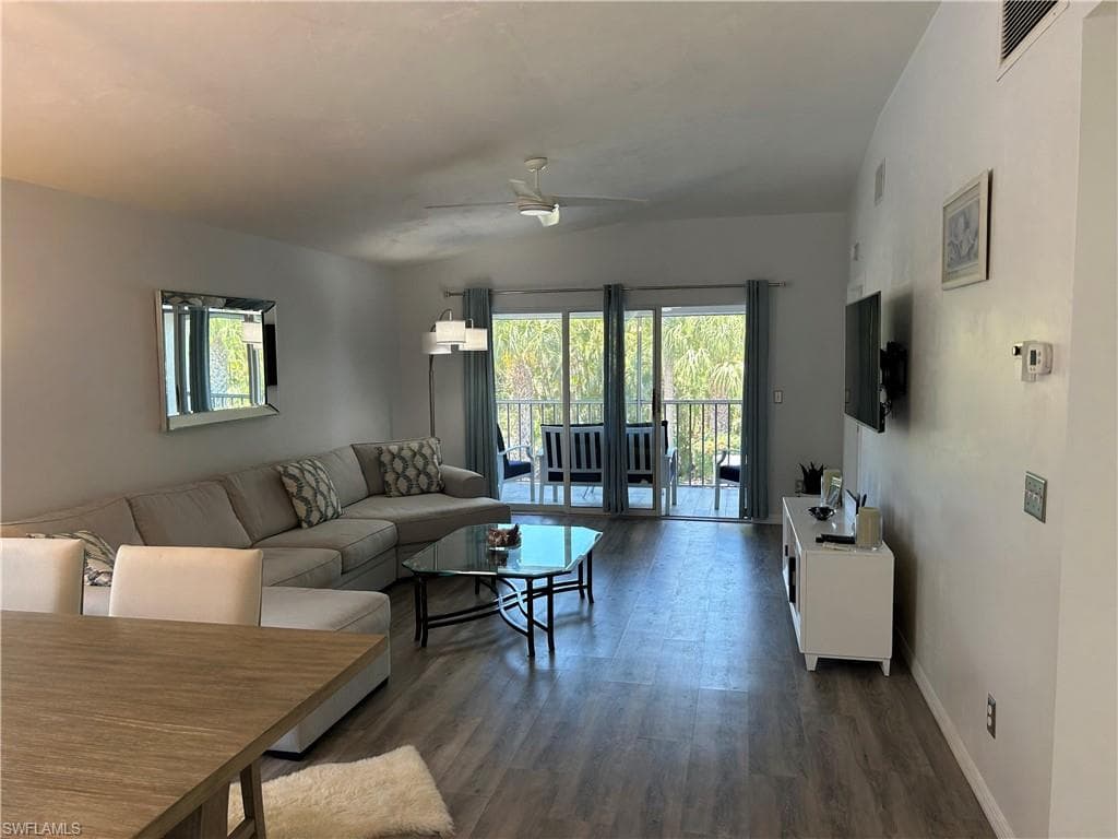 509 Roma CT 201-5