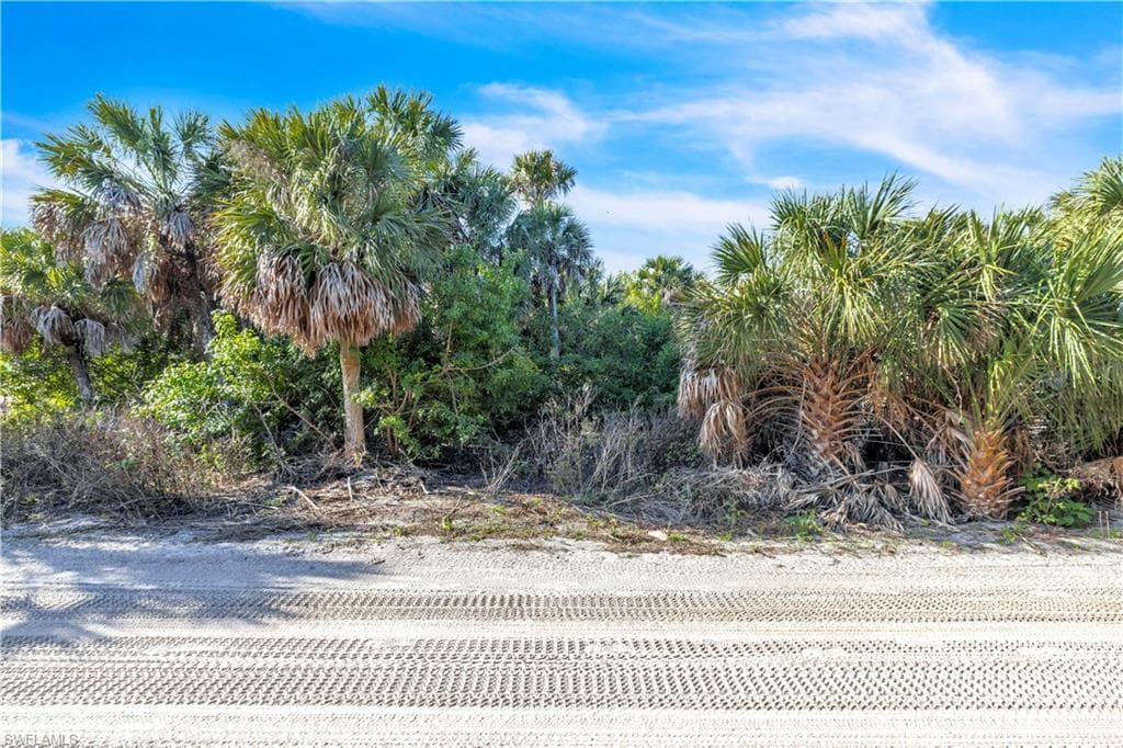 4521 Smugglers DR-20