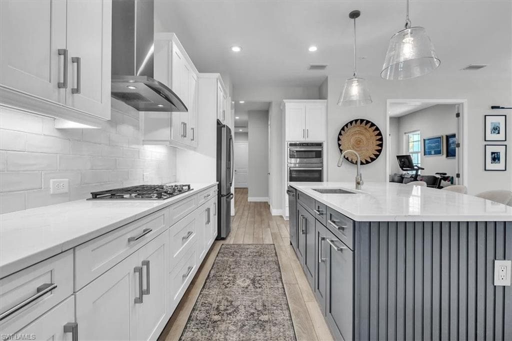13861 Magnolia Isle DR-14