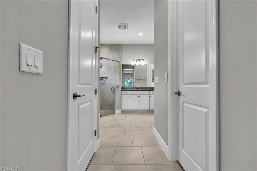 13861 Magnolia Isle DR-25