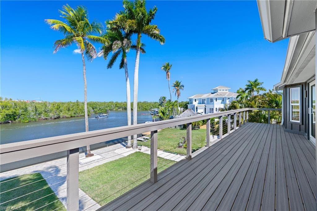 1836 Harbor LN-13