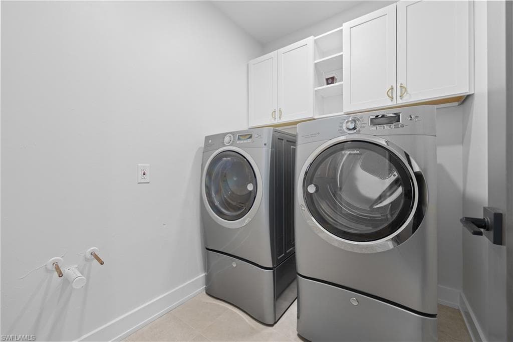 1836 Harbor LN-36