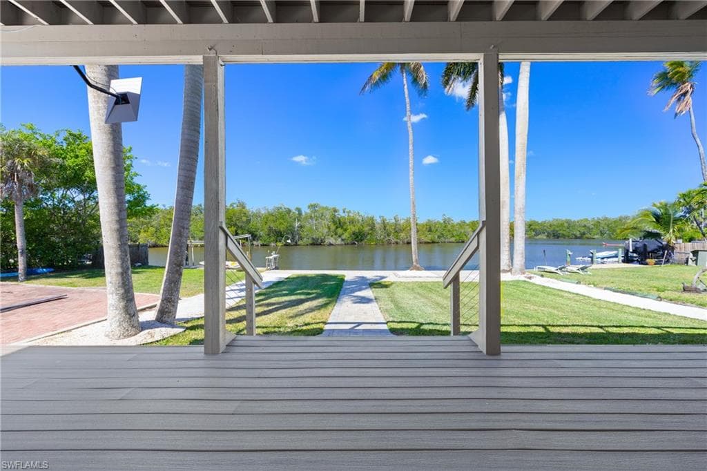 1836 Harbor LN-32
