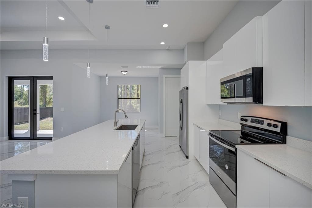 872 Spaulding ST E-9