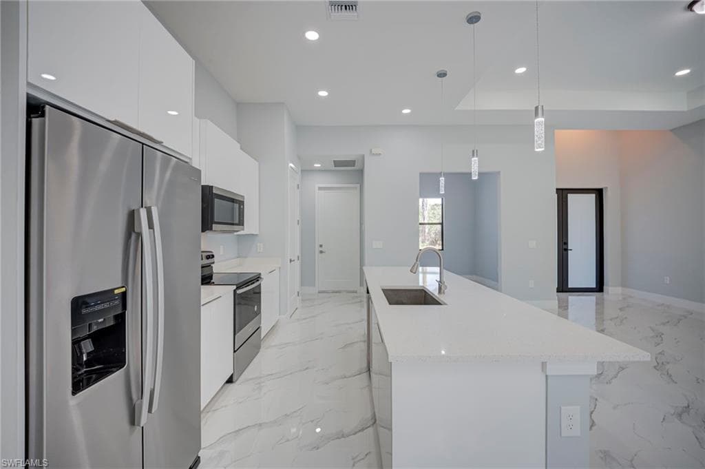 872 Spaulding ST E-10