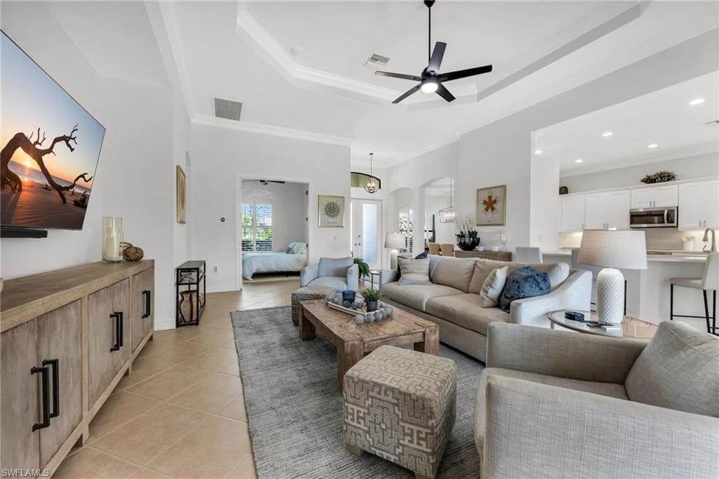 11918 Heather Woods CT-6