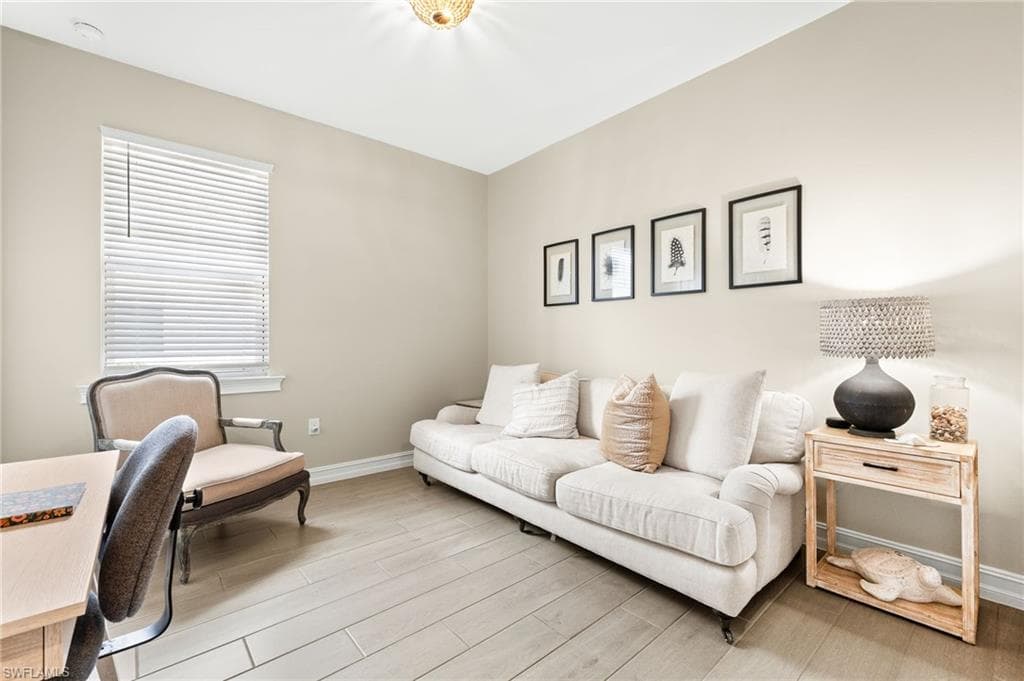 14546 Tropical DR-21