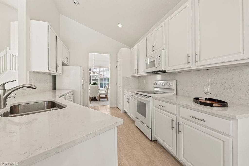 17887 Modena RD-8