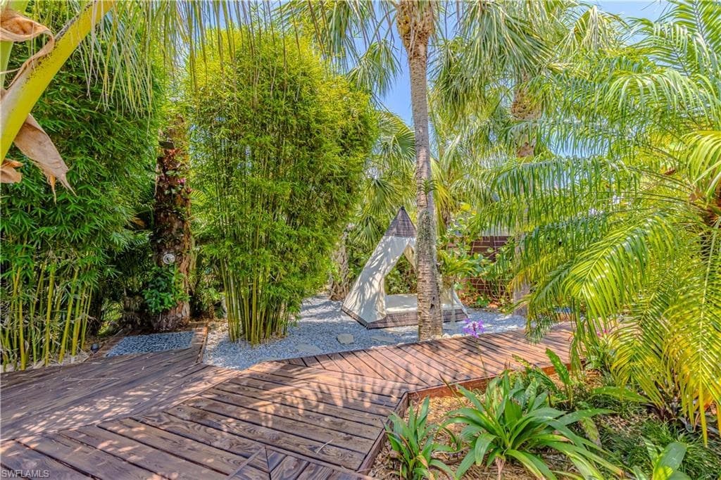 27180 Williams RD-33