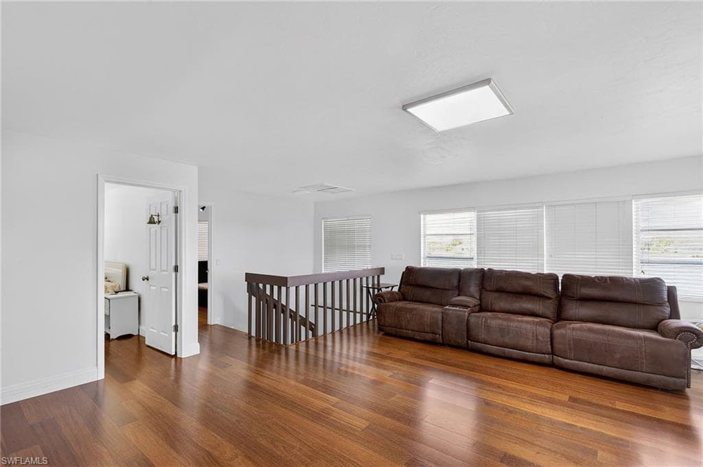 29 SE 10th AVE-37