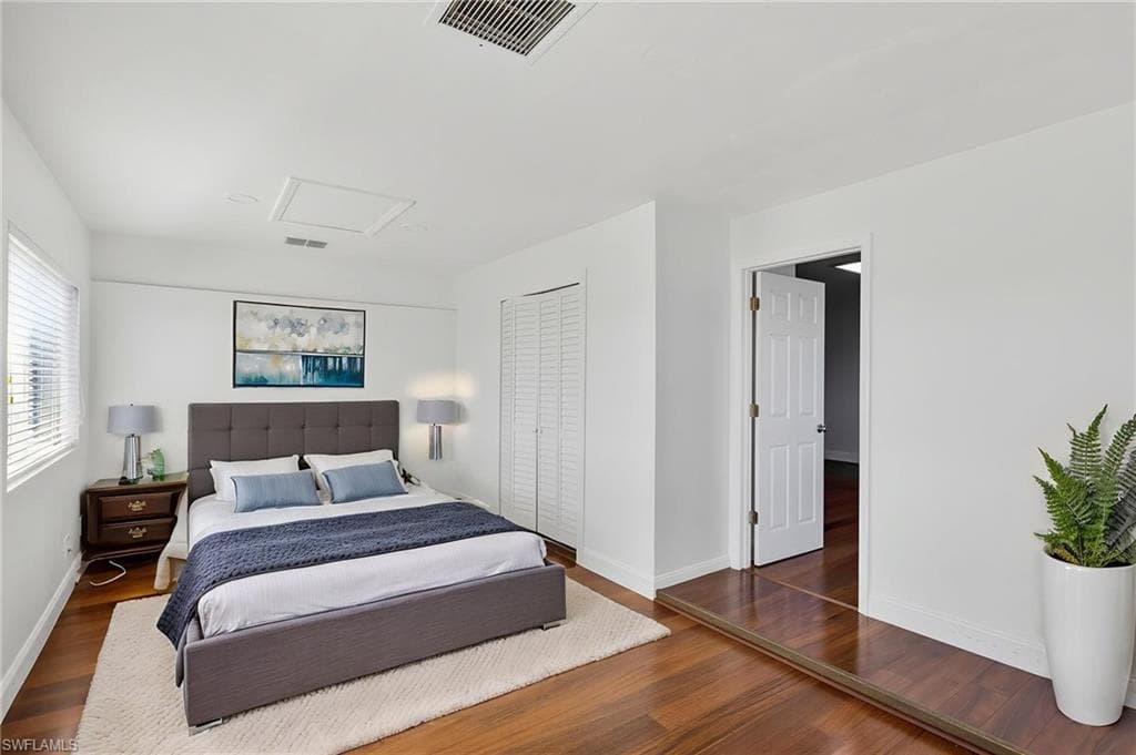 29 SE 10th AVE-39