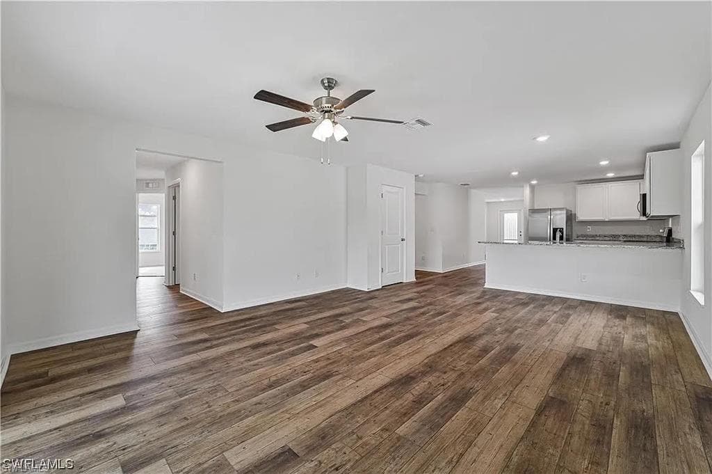 852 Franklin CT-8