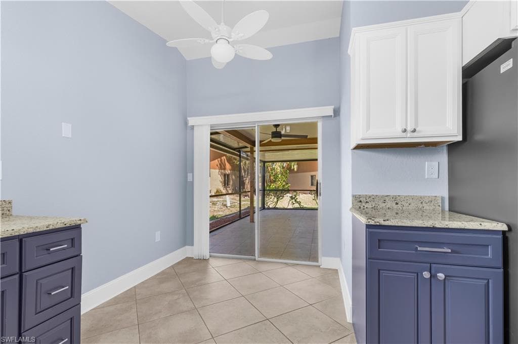 6487 Royal Woods DR-19