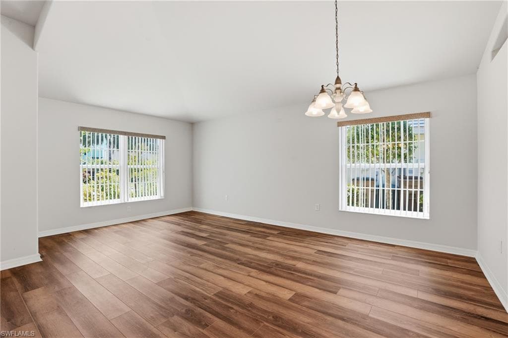 2457 Sutherland CT-4