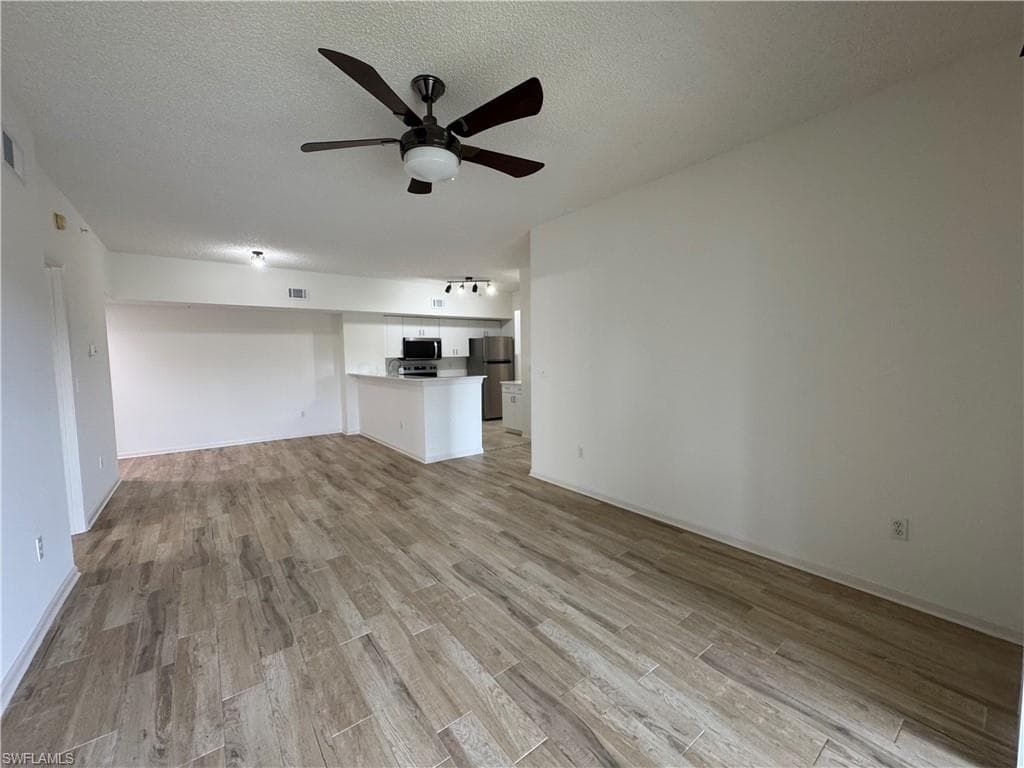 1830 Florida Club CIR 4304-6