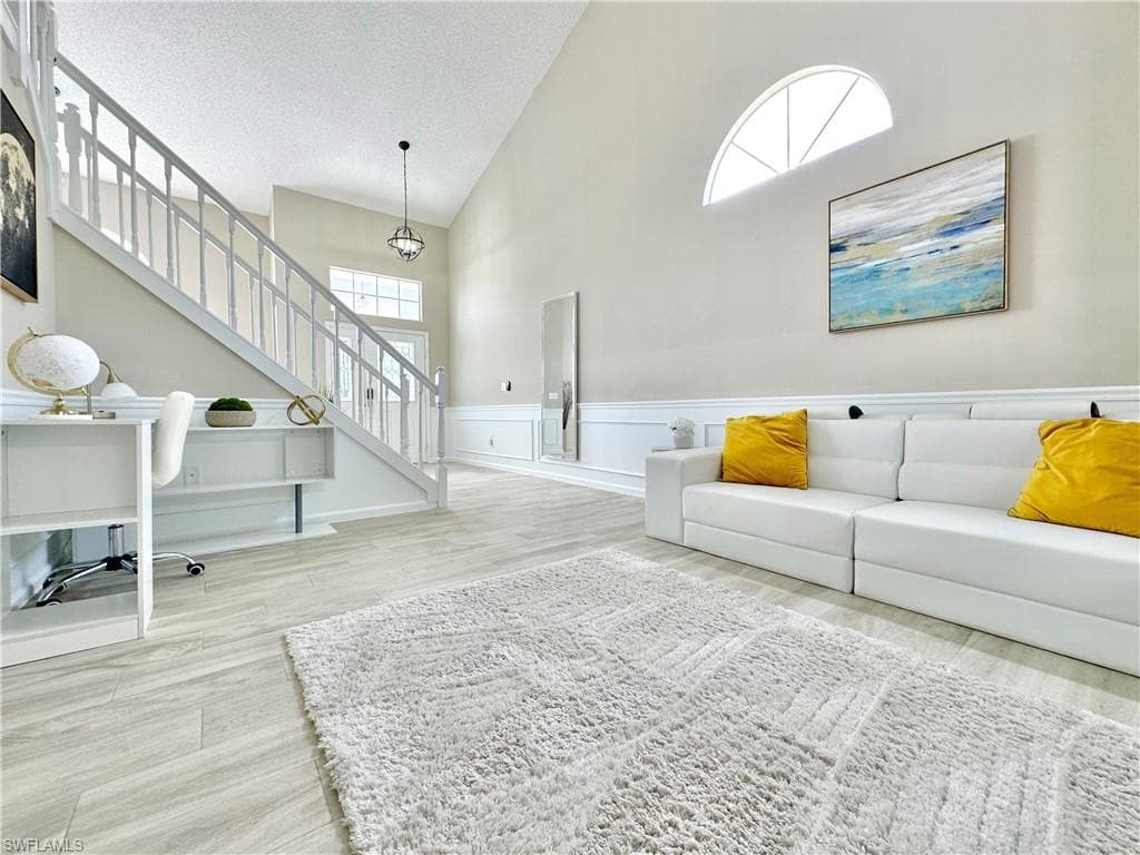 3639 Kent DR-13