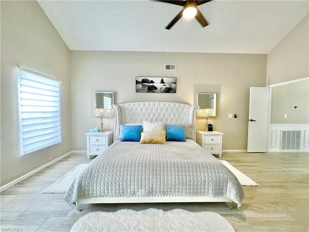3639 Kent DR-28