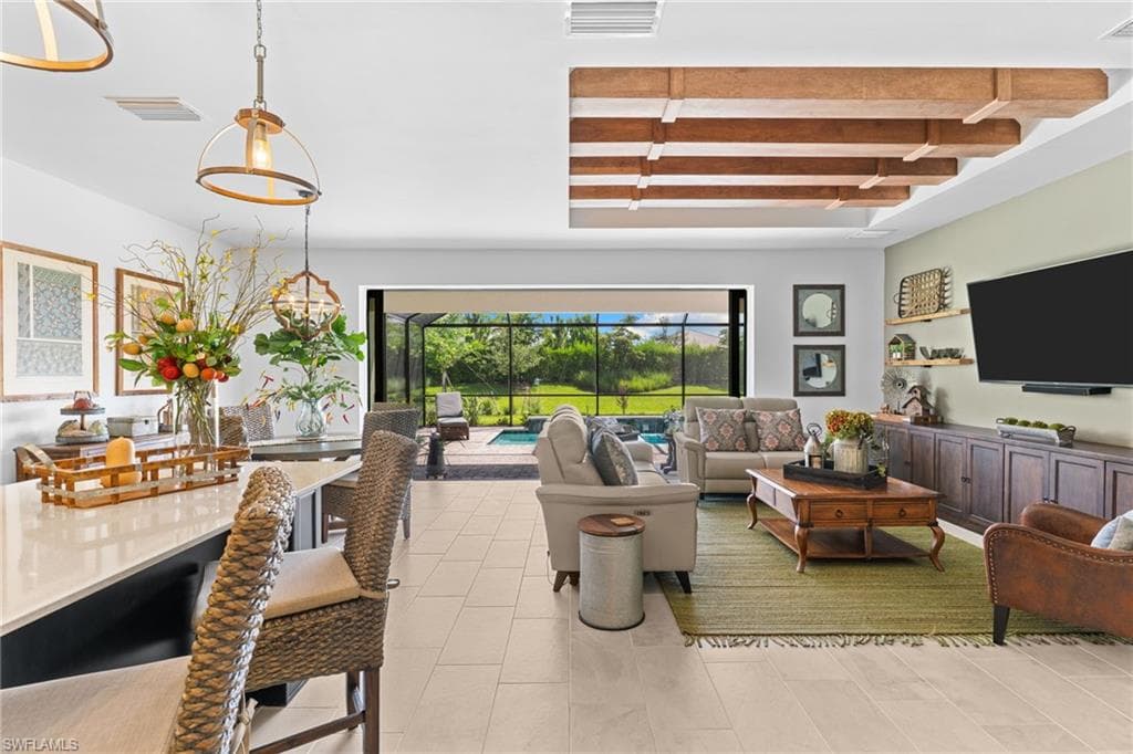 1746 Terreno BLVD-16