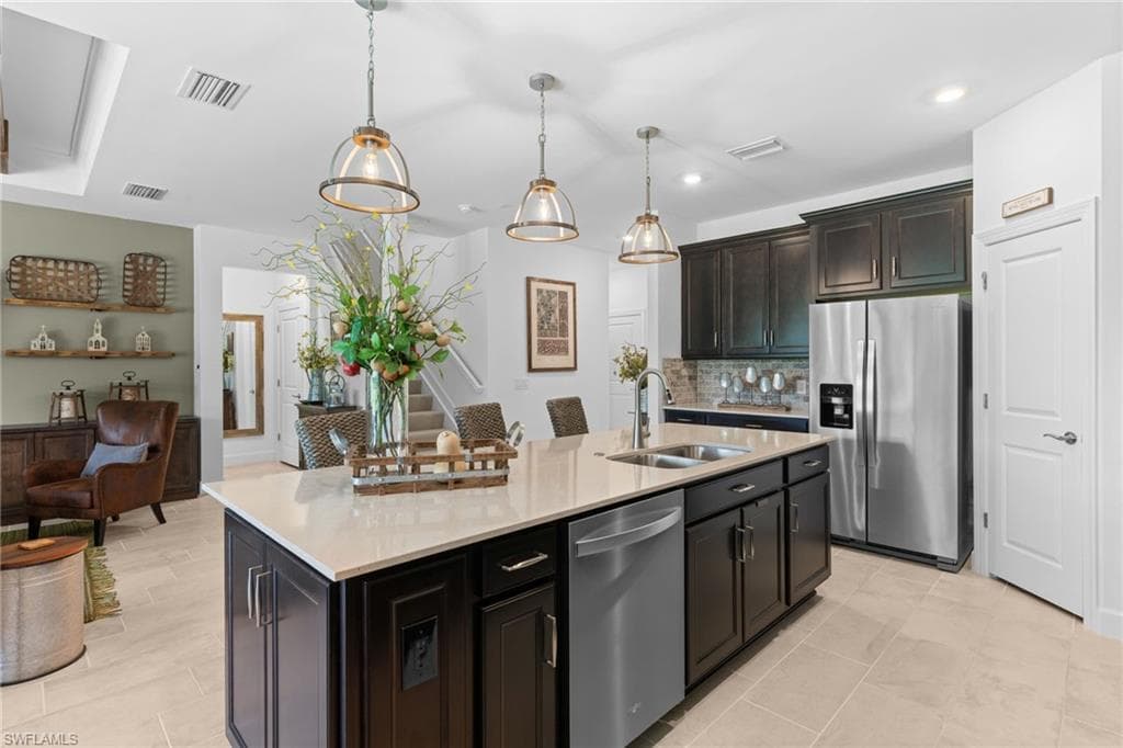 1746 Terreno BLVD-10