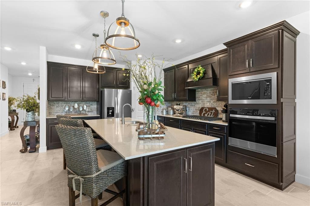 1746 Terreno BLVD-11