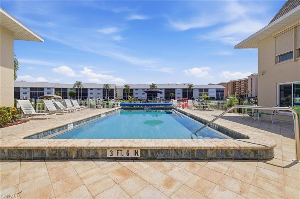 4231 SE 19th PL 2J-27