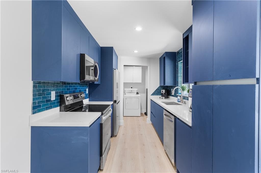 240 Southwinds DR-8