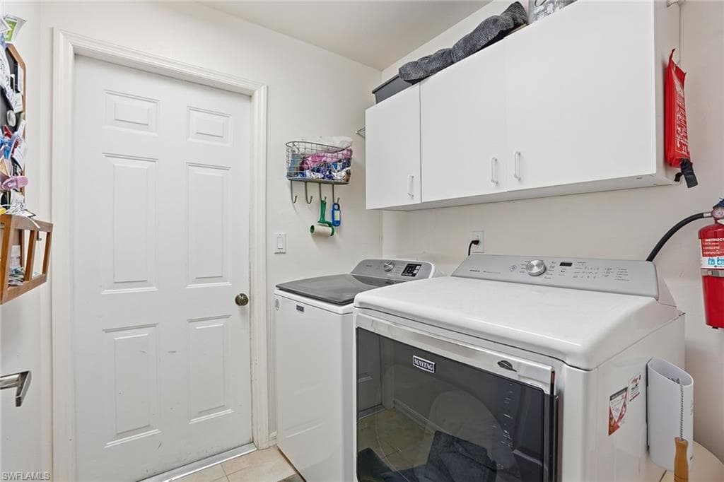 8128 Breton CIR-28