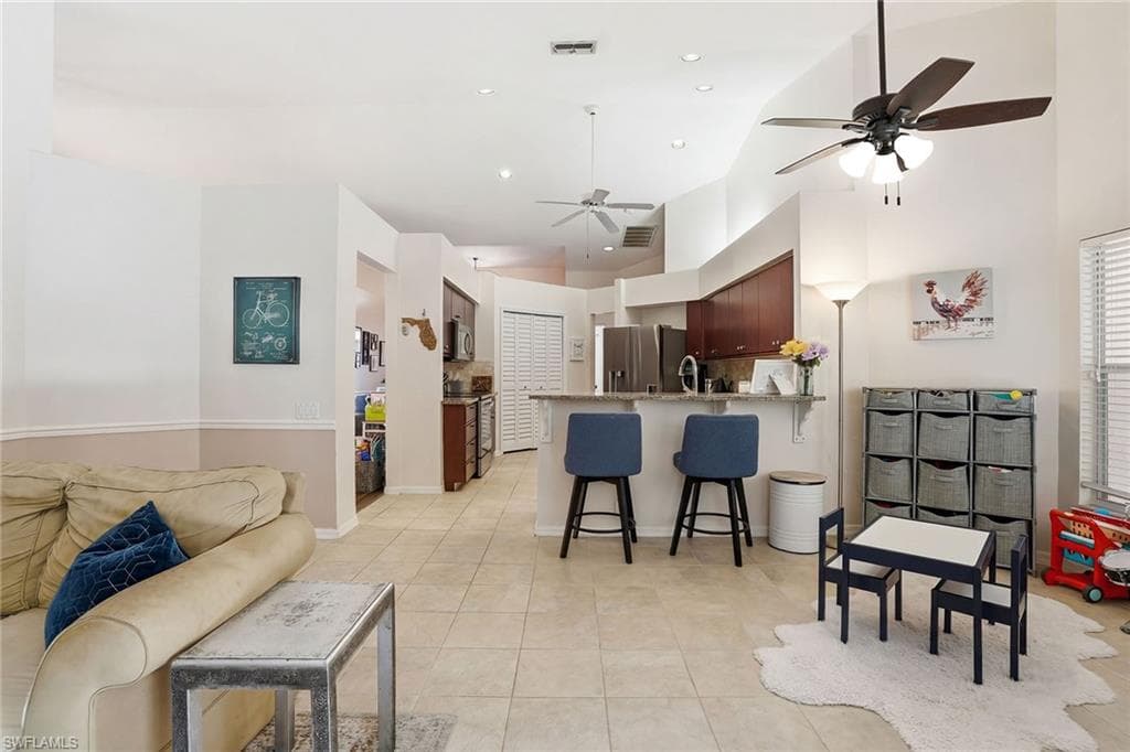8128 Breton CIR-9