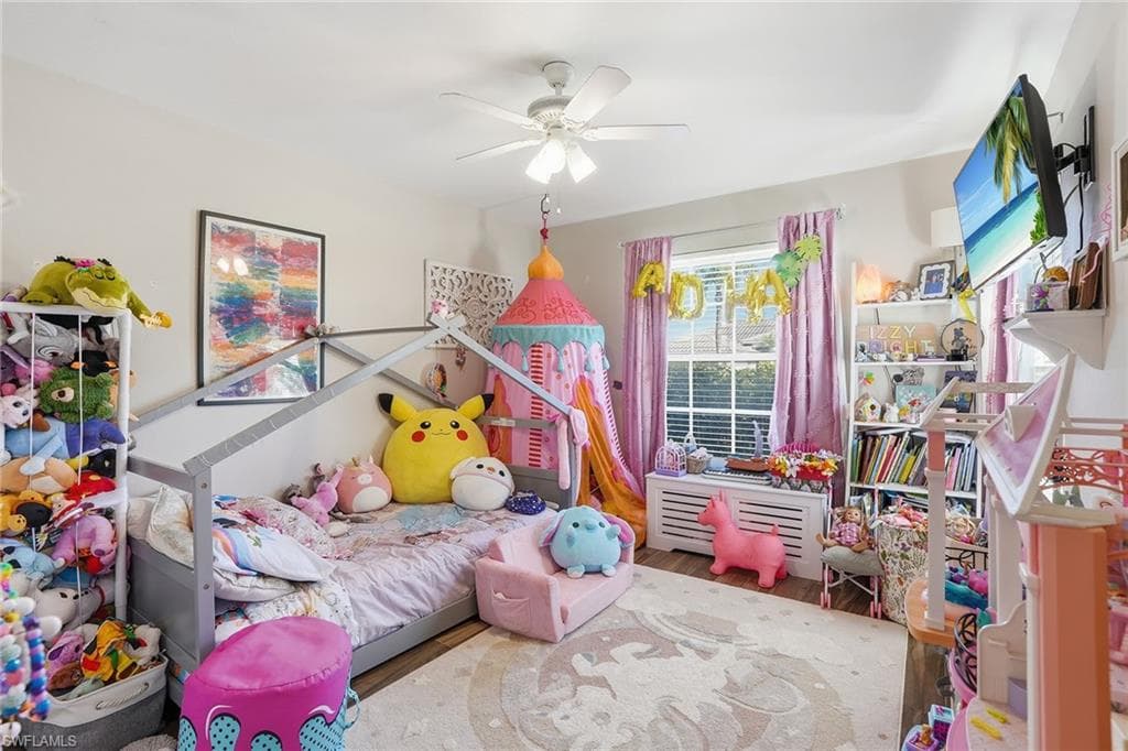 8128 Breton CIR-44