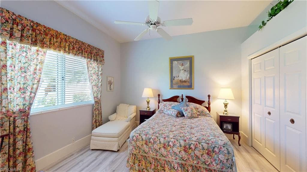 16137 Edgemont DR-27