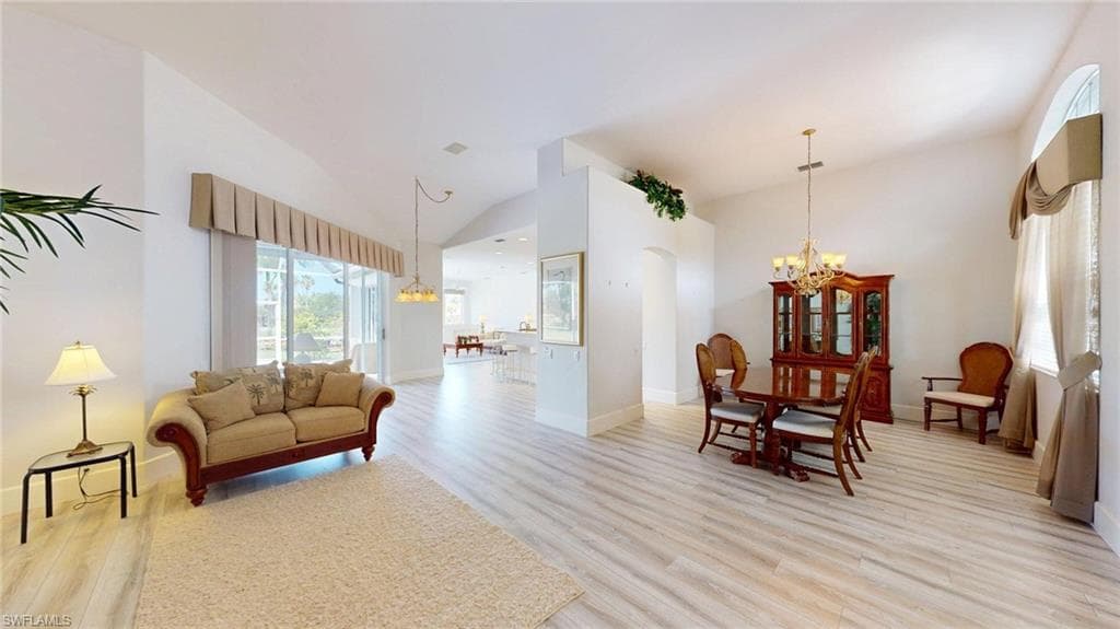 16137 Edgemont DR-12