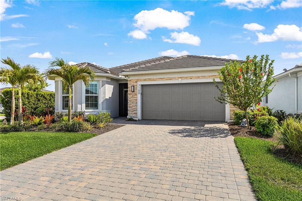 7100 Del Webb Oak Creek BLVD N-2