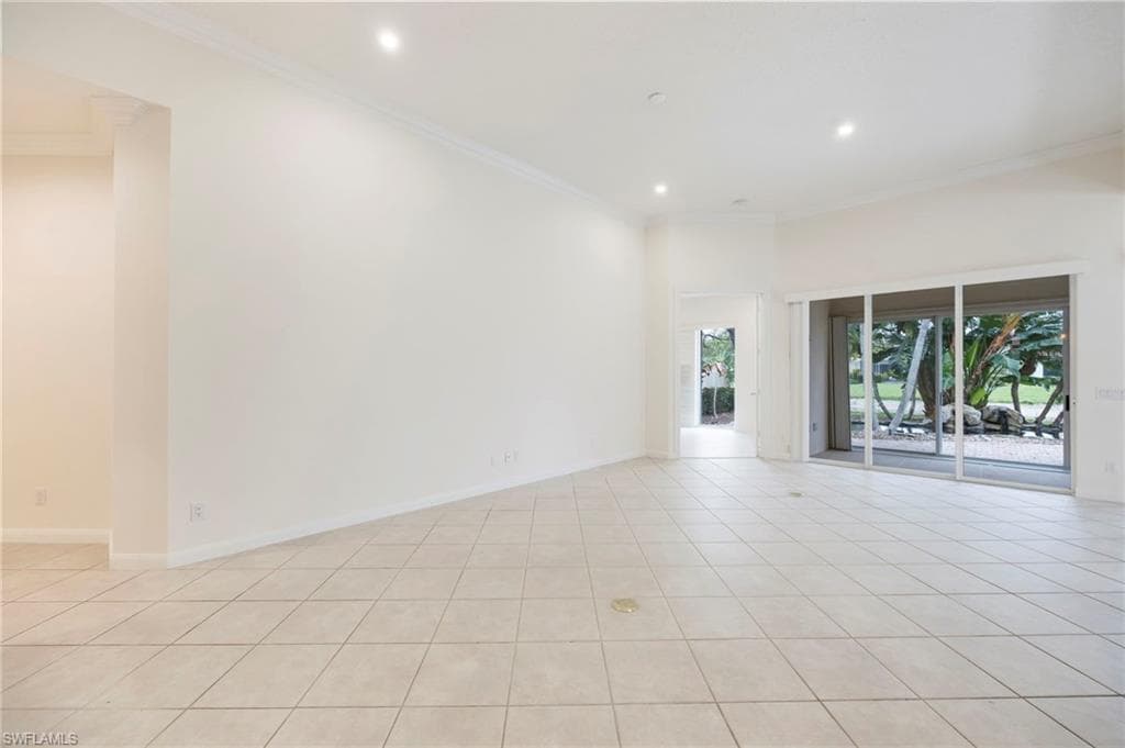 4260 Montalvo CT-5