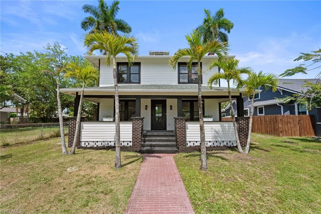 2647 Michigan AVE-1