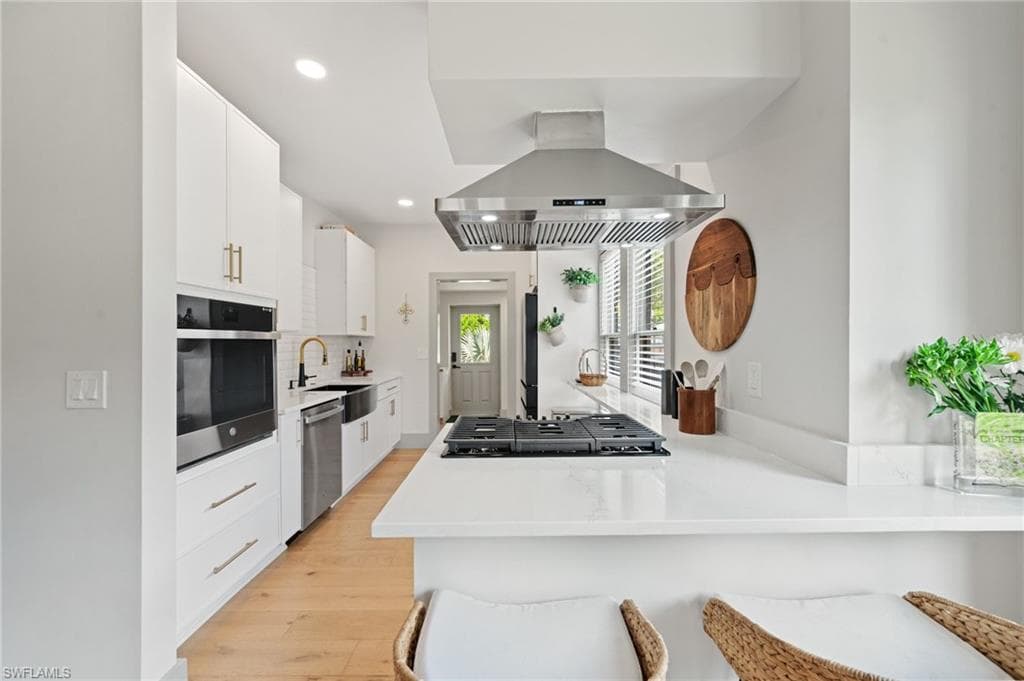 2647 Michigan AVE-14