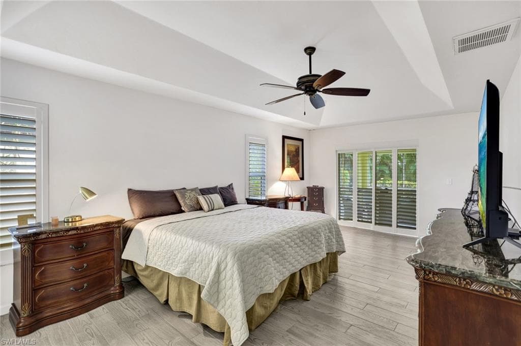 9820 Alhambra LN-9