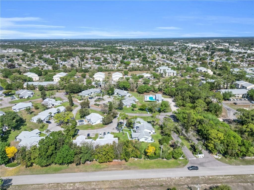 10438 Lakeport CT-34