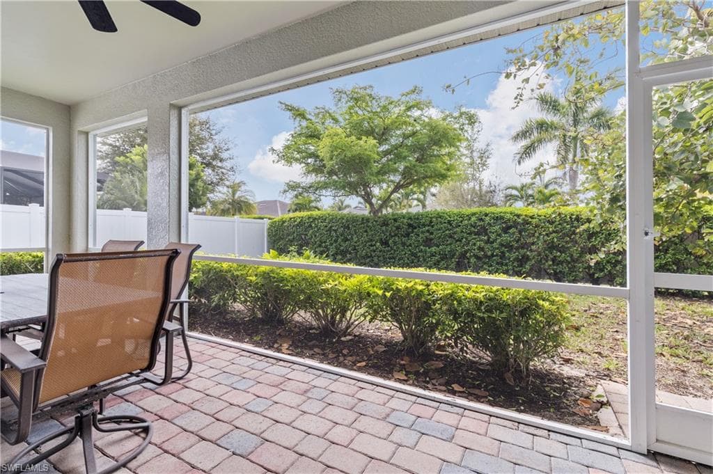 2935 Sunset Pointe CIR-29