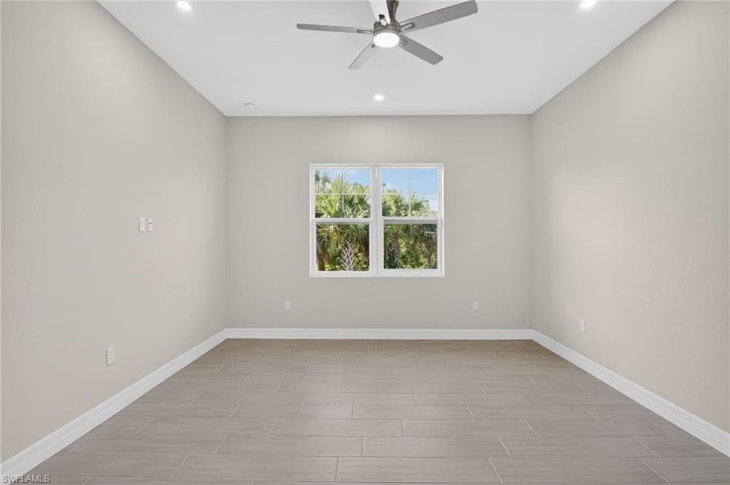 286 Indies DR E 202-9