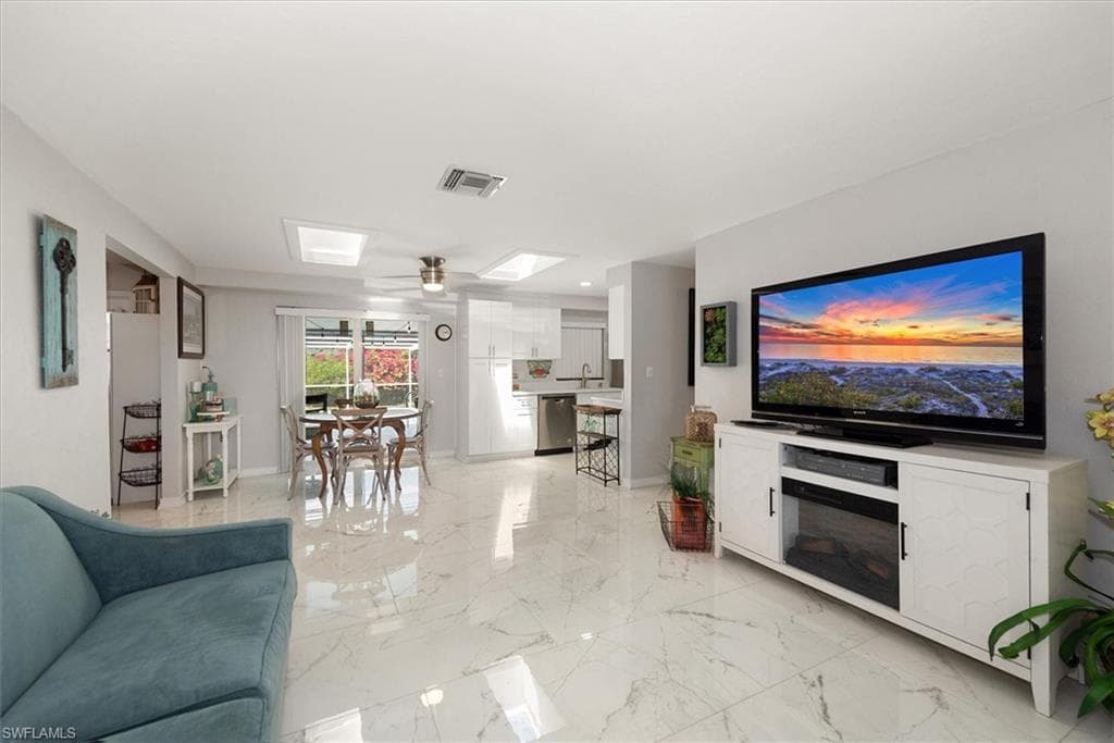 162 Brooks RD-9