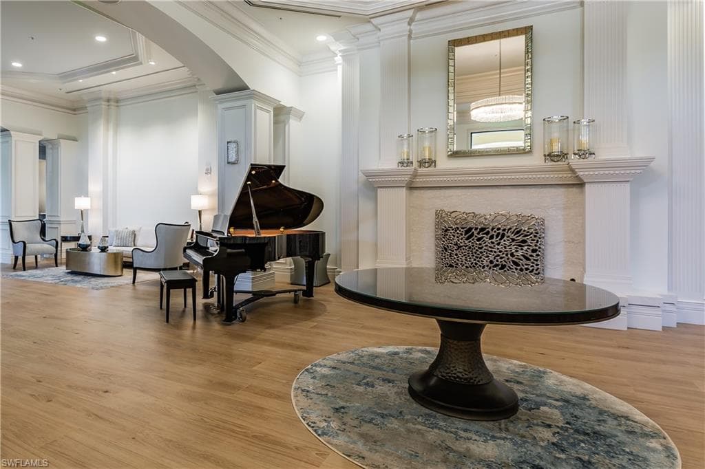 12567 Grandezza CIR-31