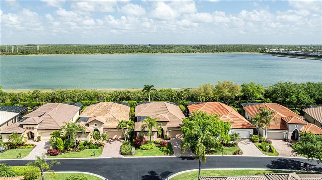 12567 Grandezza CIR-4