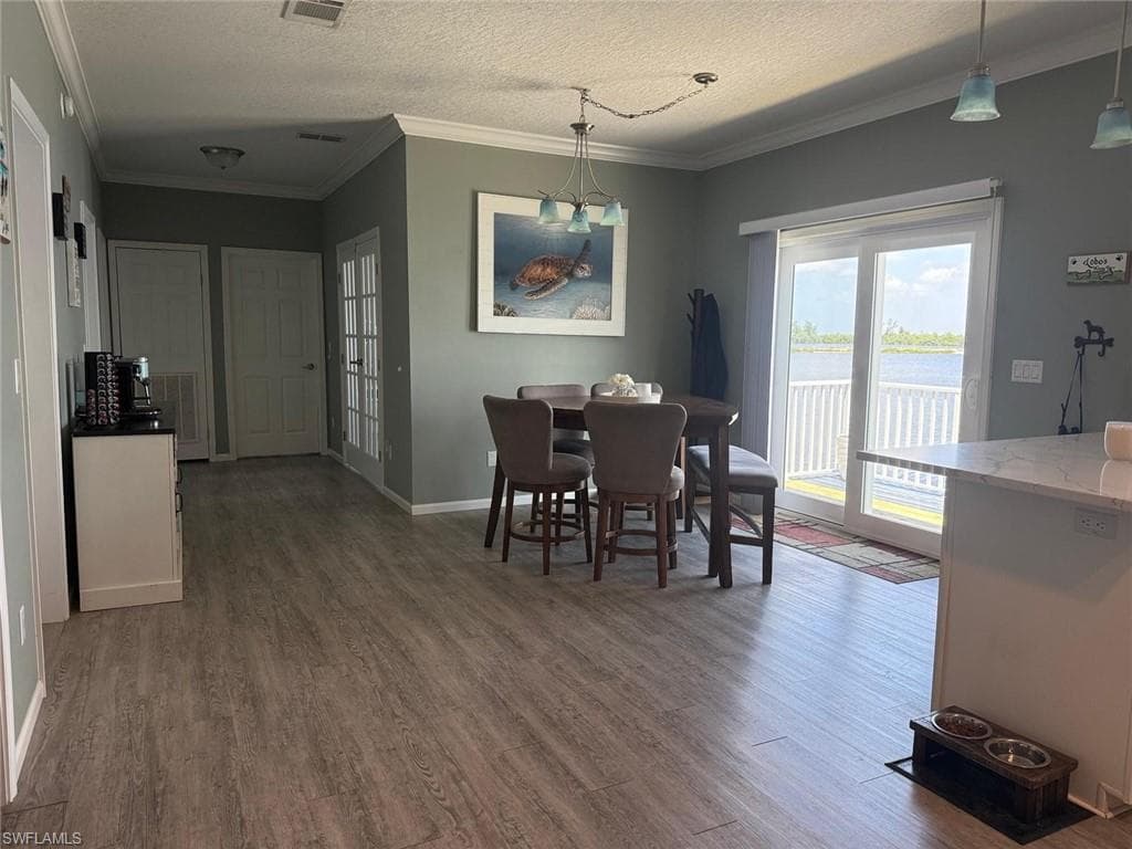 4835 Riverside DR-6