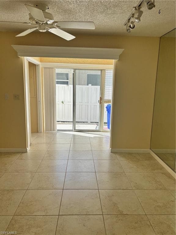 296 4th AVE S 296-4